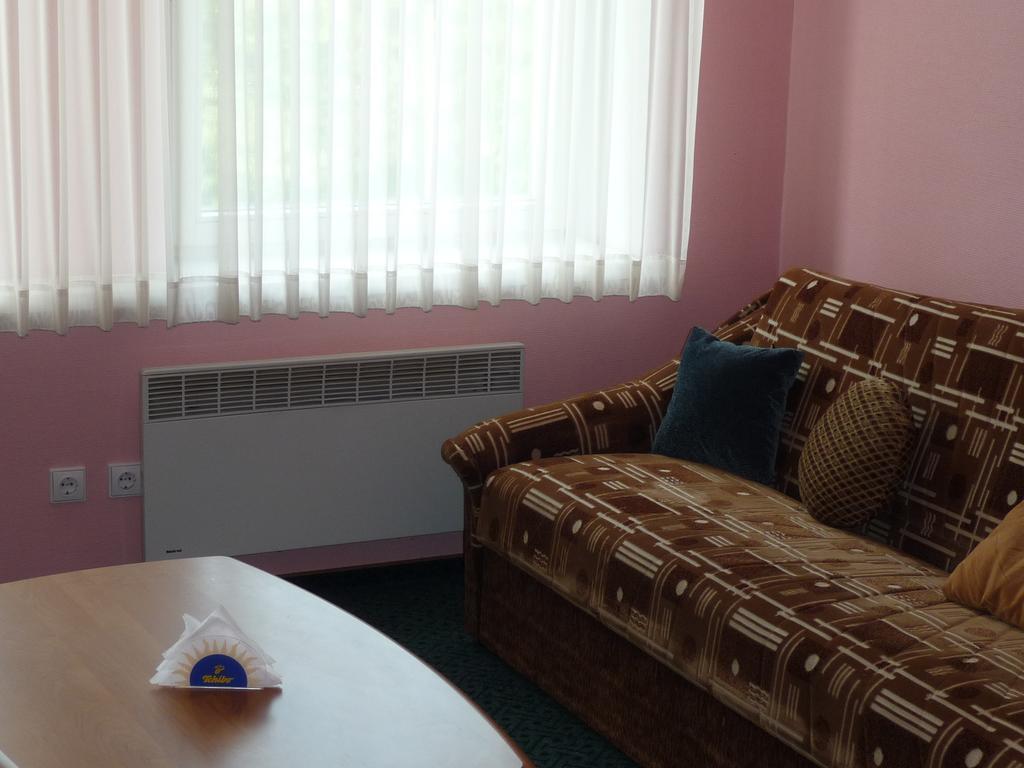 Hotel Skaistaziede Šiauliai Zimmer foto